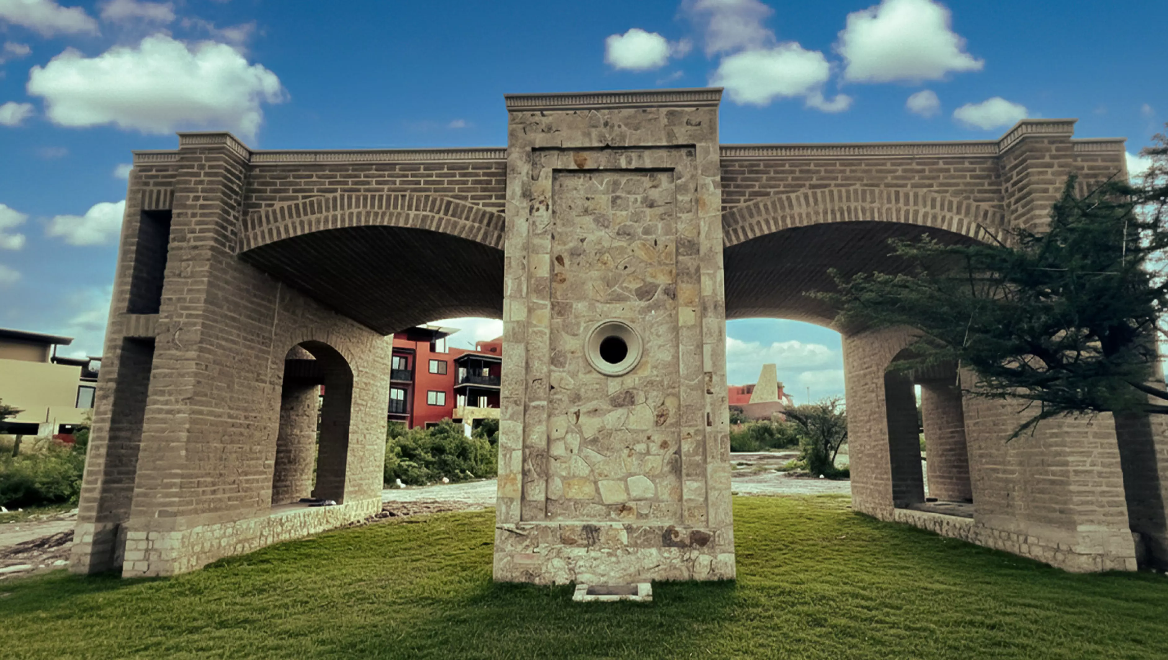 Acceso principal a Terraviva Picachos